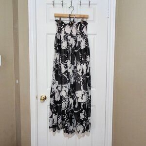 Dex Women's Sleeveless Flowy Cruise Summer Long Dress ~ Black and White ~ Sz L ~